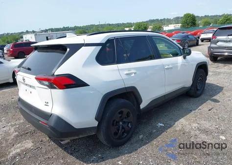 2019 Toyota Rav4 Le z USA, uszkodzony, nr VIN JTMF1RFV0KD045059